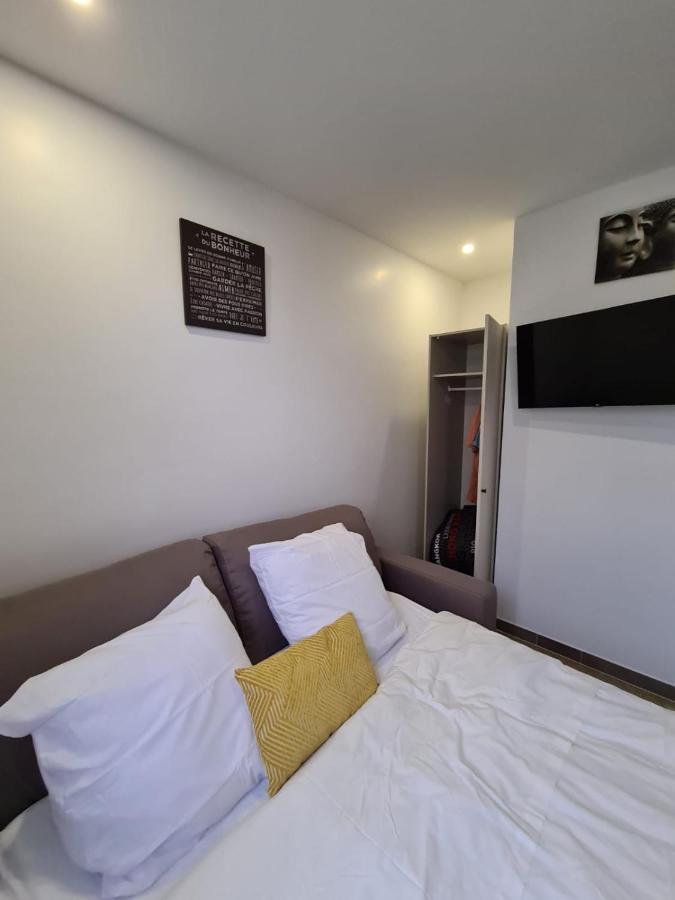 Studio Entierement Equipe Avec Veranda Commune Neuilly-sur-Marne Exterior foto